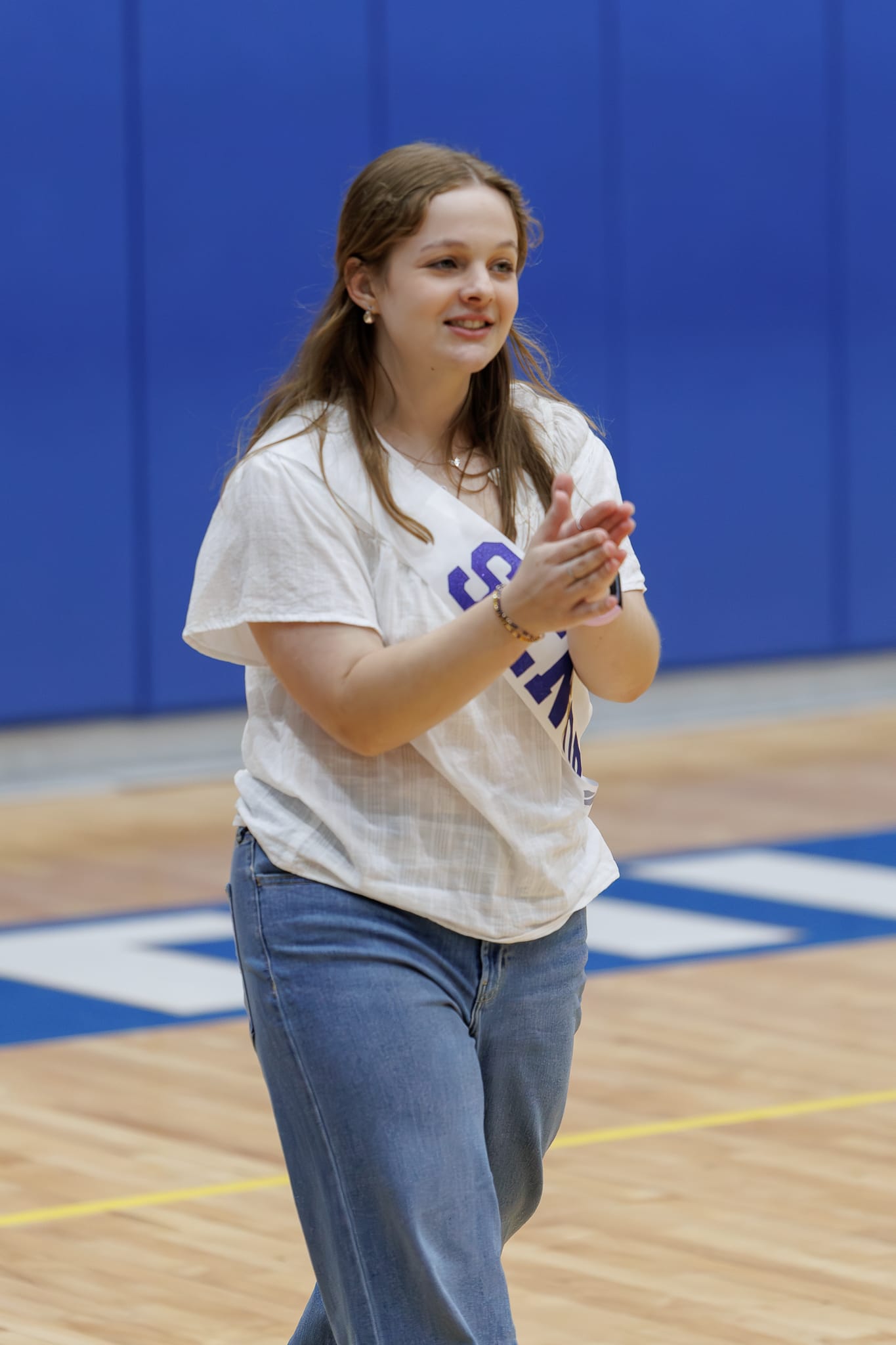 Stillwater honors seniors with win over Moore, rolls through tournament