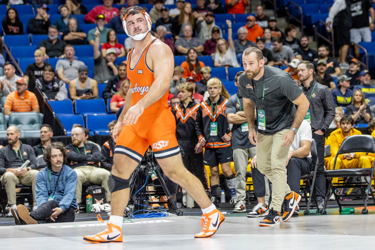 Cowboys Dominate in Morgantown – No. 5 OSU Rolls Past No. 17 West Virginia 34-3