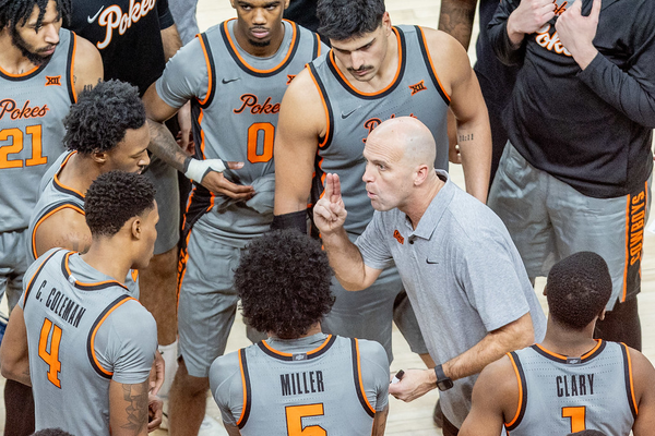 Oklahoma State head coach Steve Lutz talks to Cowboys players during timeout huddle at Gallagher-Iba Arena during game against Baylor on Jan. 13, 2026, in Stillwater, OK.